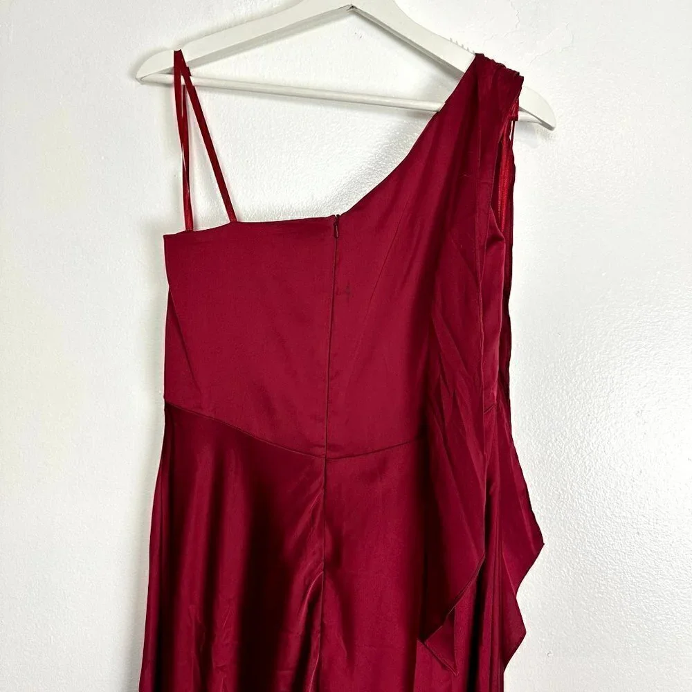 MAC DUGGAL One-Shouder Bow Satin Midi A-Line Dress in Deep Red Size US 8